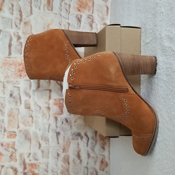 New Lucky Brand Marionn Leather Booties - Picture 4 of 9